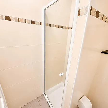 6 - Part Dieu - Rue Cuvier - 32 Apartman